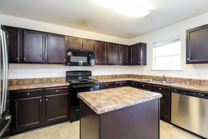 2,030/Mo, 11724 Tribal Dr Charlotte, NC 28214 Kitchen View 2