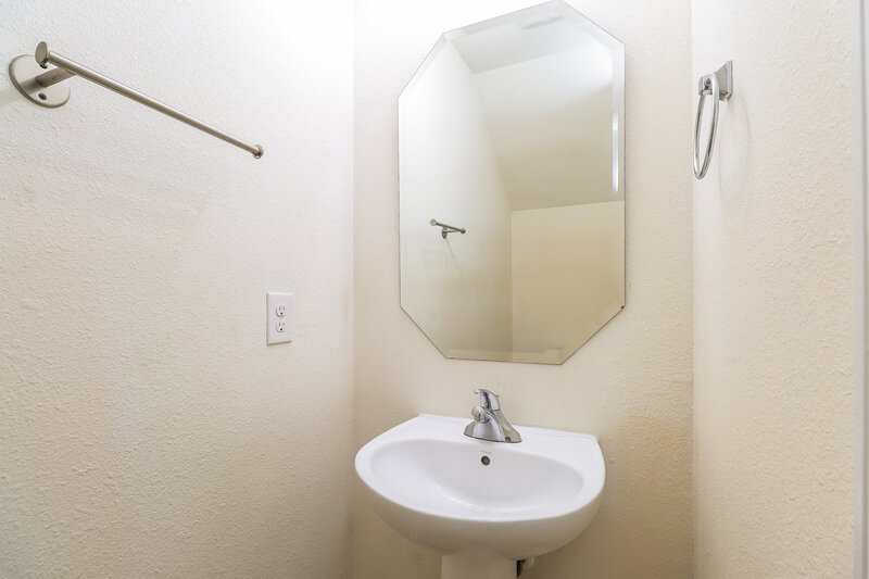 2,030/Mo, 11724 Tribal Dr Charlotte, NC 28214 Bathroom View 2