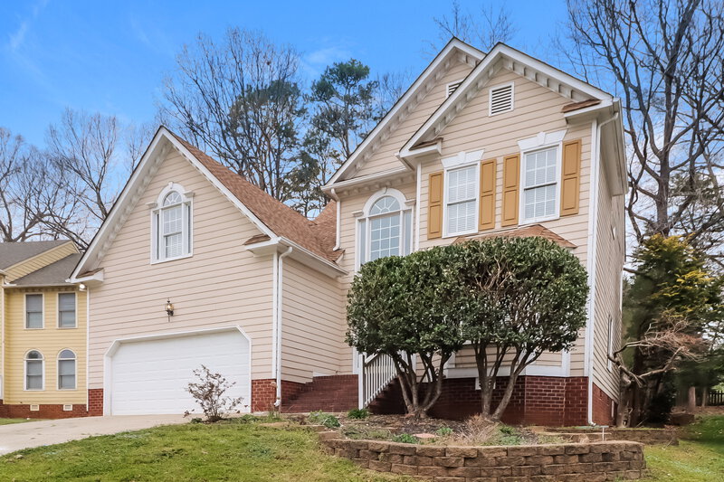 2,170/Mo, 9714 Whitewood Trl Charlotte, NC 28269 Front View 2