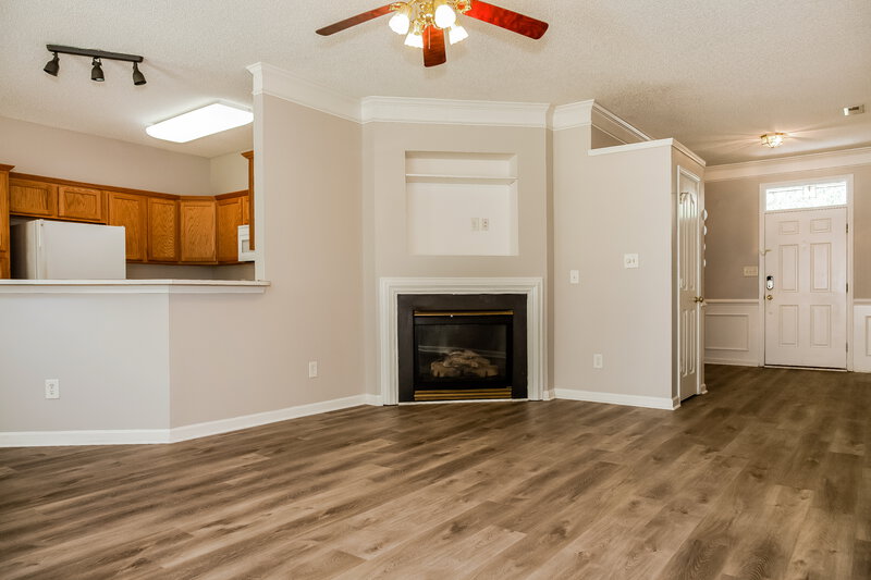 2,660/Mo, 14814 Jerpoint Abby Dr Charlotte, NC 28273 Living Room View 2