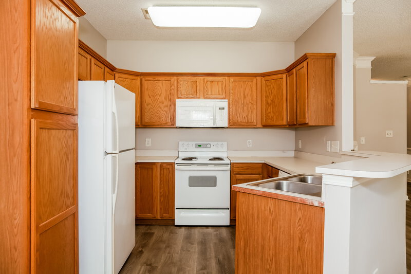 2,660/Mo, 14814 Jerpoint Abby Dr Charlotte, NC 28273 Kitchen View