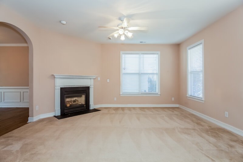 2,085/Mo, 19203 Coachmans Trce Cornelius, NC 28031 Living Room View