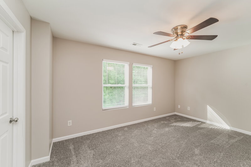 2,085/Mo, 5512 Twin Brook Dr Charlotte, NC 28269 Main Bedroom View 2