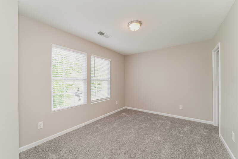 2,085/Mo, 5512 Twin Brook Dr Charlotte, NC 28269 Bedroom View 2