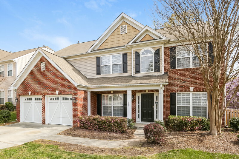 2,685/Mo, 13829 Mallard Lake Rd Charlotte, NC 28262 Front View