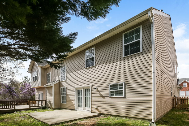 2,685/Mo, 13829 Mallard Lake Rd Charlotte, NC 28262 Rear View