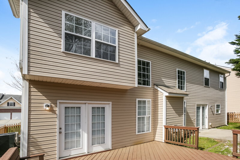 2,685/Mo, 13829 Mallard Lake Rd Charlotte, NC 28262 Rear View 2