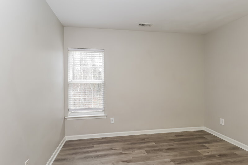 2,130/Mo, 6136 Planters Wood Ln Charlotte, NC 28269 Bedroom View