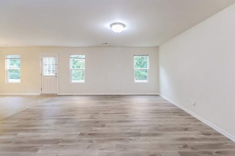 1,760/Mo, 716 Ferrell Ave Charlotte, NC 28216 Living Room View