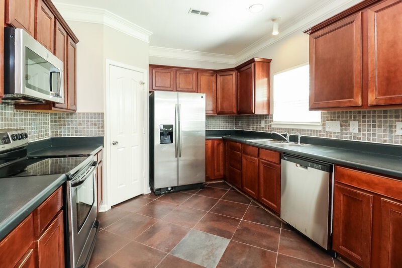 2,310/Mo, 4002 Chimney Wood Trl Indian Trail, NC 28079 Kitchen View 2