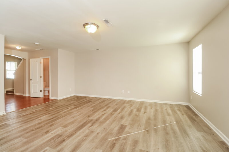 1,970/Mo, 117 Ashmore Dr Mount Holly, NC 28120 Living Room View