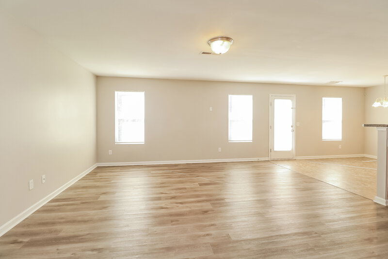 1,970/Mo, 117 Ashmore Dr Mount Holly, NC 28120 Living Room View 2