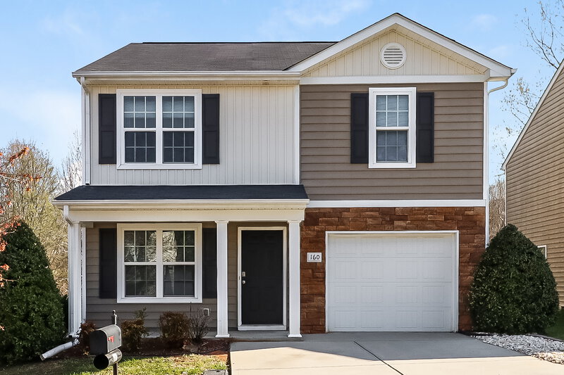 1,850/Mo, 160 Autumn Bluff Cir Mount Holly, NC 28120 External View