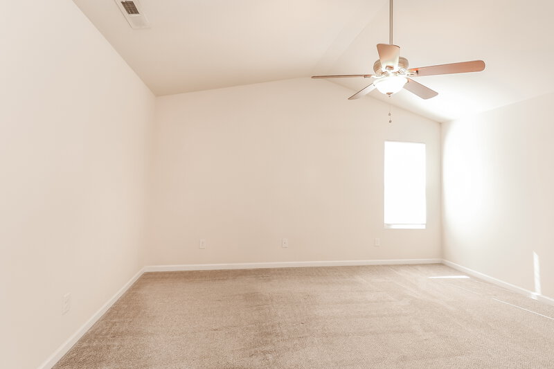 1,850/Mo, 160 Autumn Bluff Cir Mount Holly, NC 28120 Main Bedroom View 2
