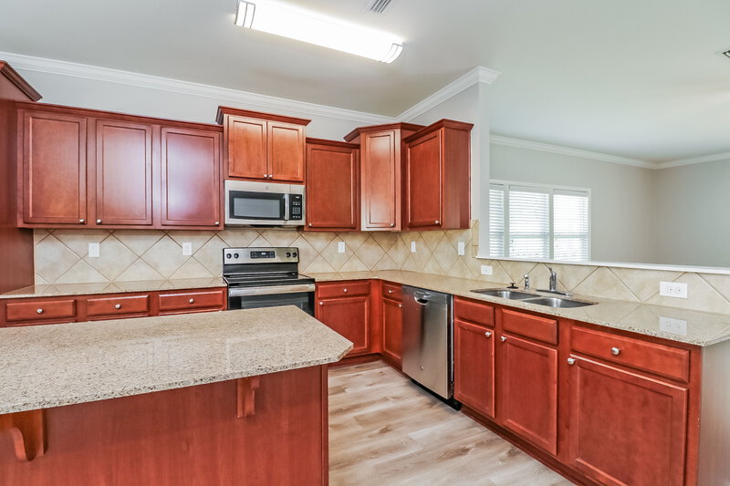 2,780/Mo, 14416 Lake Crossing Dr Charlotte, NC 28278 Kitchen View