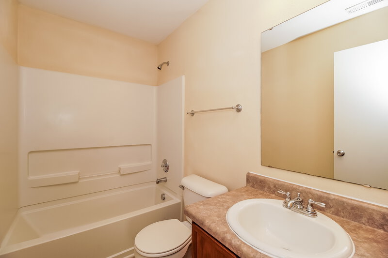 1,555/Mo, 271 Morning Dew Dr Concord, NC 28025 Bathroom View