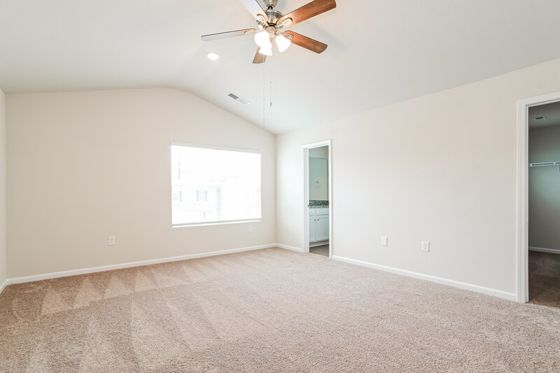 2,105/Mo, 8014 Moose Creek Dr Charlotte, NC 28214 Main Bedroom View