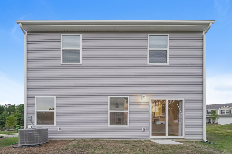 1,895/Mo, 8050 Moose Creek Dr Charlotte, NC 28214 Rear View