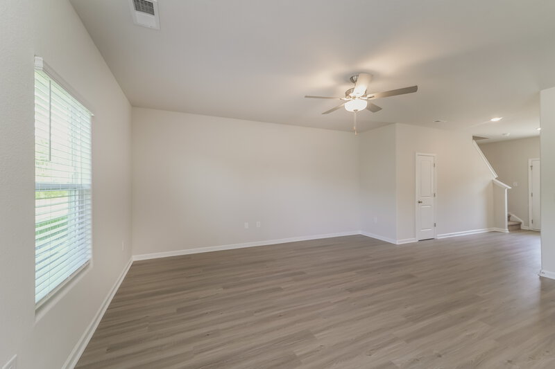 2,085/Mo, 6405 Lowe Ln Charlotte, NC 28214 Living Room View