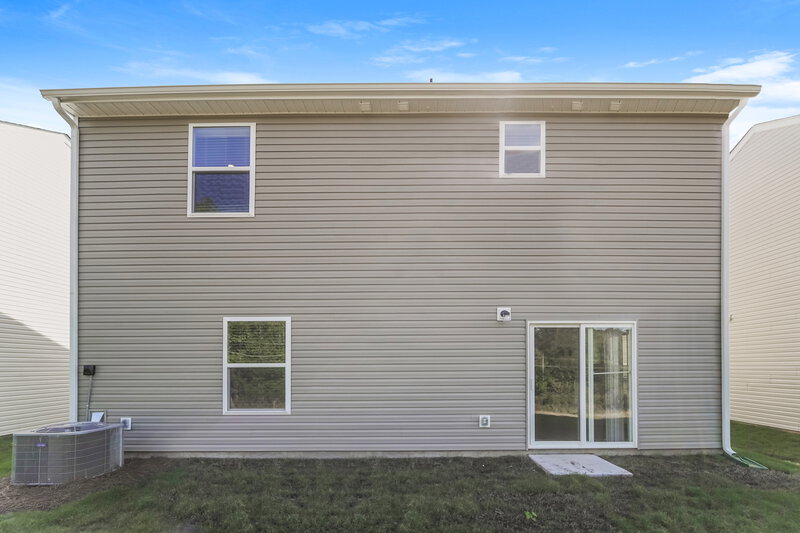 2,085/Mo, 6405 Lowe Ln Charlotte, NC 28214 Rear View