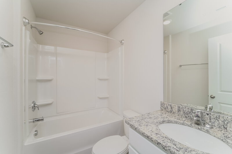 2,010/Mo, 6244 Lowe Ln Charlotte, NC 28214 Bathroom View