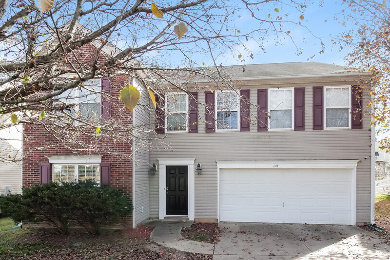 2,485/Mo, 2320 Highland Park Dr Charlotte, NC 28269 External View