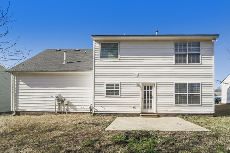 1,920/Mo, 8300 Vermilion Dr Charlotte, NC 28215 Rear View