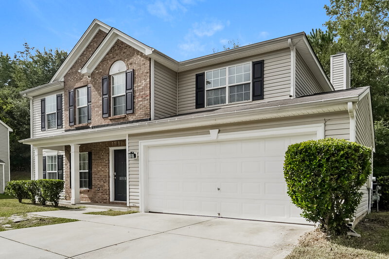 3,010/Mo, 10308 Gold Pan Rd Charlotte, NC 28215 Front View