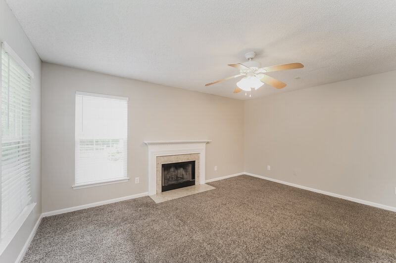 3,010/Mo, 10308 Gold Pan Rd Charlotte, NC 28215 Living Room View 2