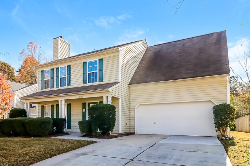 3,150/Mo, 7021 Long Run Ln Charlotte, NC 28216 Front View