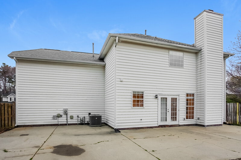 2,295/Mo, 7640 Lady Bank Dr Charlotte, NC 28269 Rear View 2