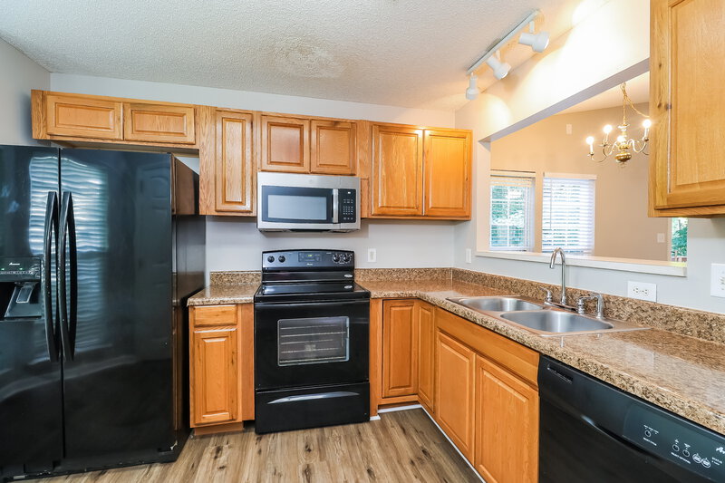 1,745/Mo, 1839 Colin Creek Ln Charlotte, NC 28214 Kitchen View 2