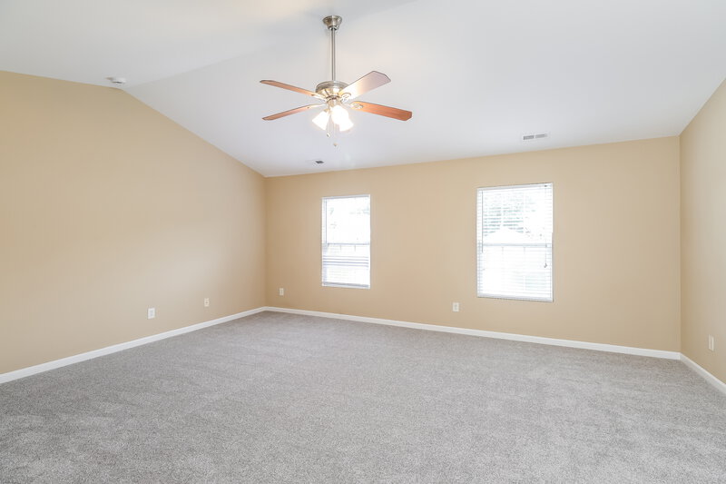 2,320/Mo, 6512 Blackwood Ln Waxhaw, NC 28173 Main Bedroom View 2