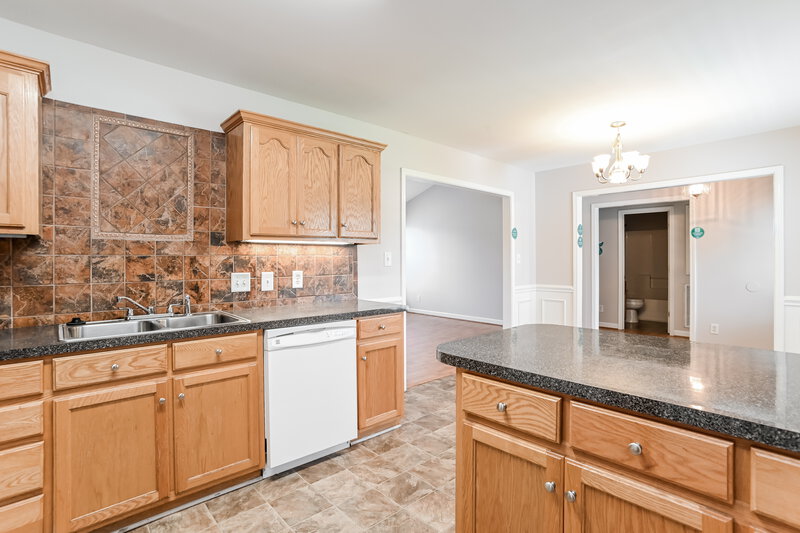 1,770/Mo, 4831 Adamshire Ave Concord, NC 28025 Kitchen View 2