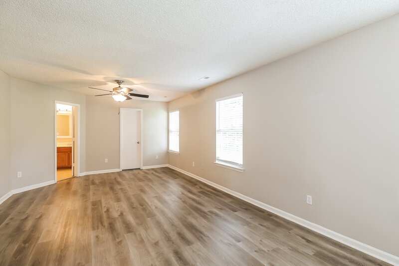 2,260/Mo, 9353 White Aspen Pl Charlotte, NC 28269 Main Bedroom View 2