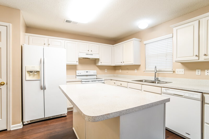 2,055/Mo, 7110 Lowen Rd Charlotte, NC 28269 Misc View 5