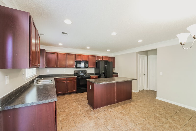 2,450/Mo, 4914 Cruz Bay Dr Monroe, NC 28110 Kitchen View 2