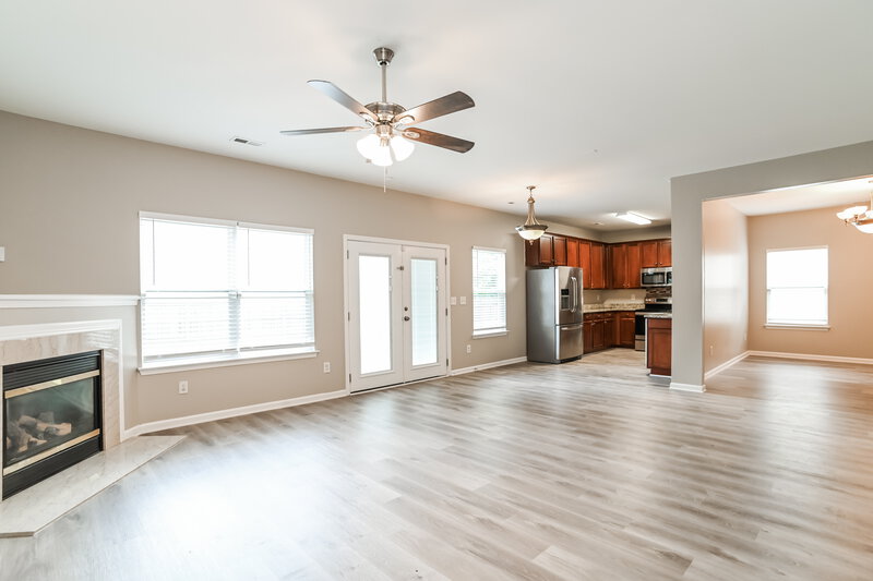 2,525/Mo, 7517 Mary Jo Helms Dr Charlotte, NC 28215 Misc View 5