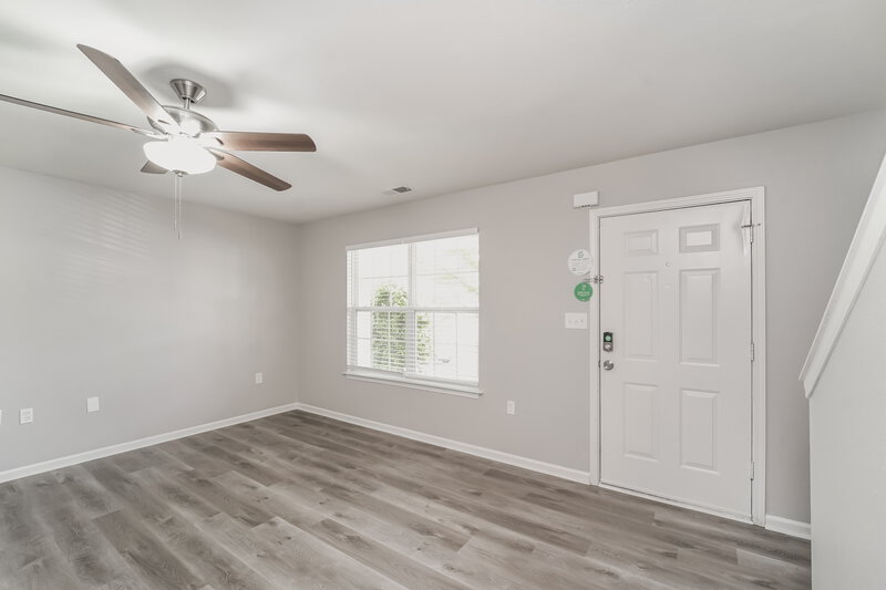 1,805/Mo, 5122 Grays Ridge Dr Charlotte, NC 28269 Living Room View