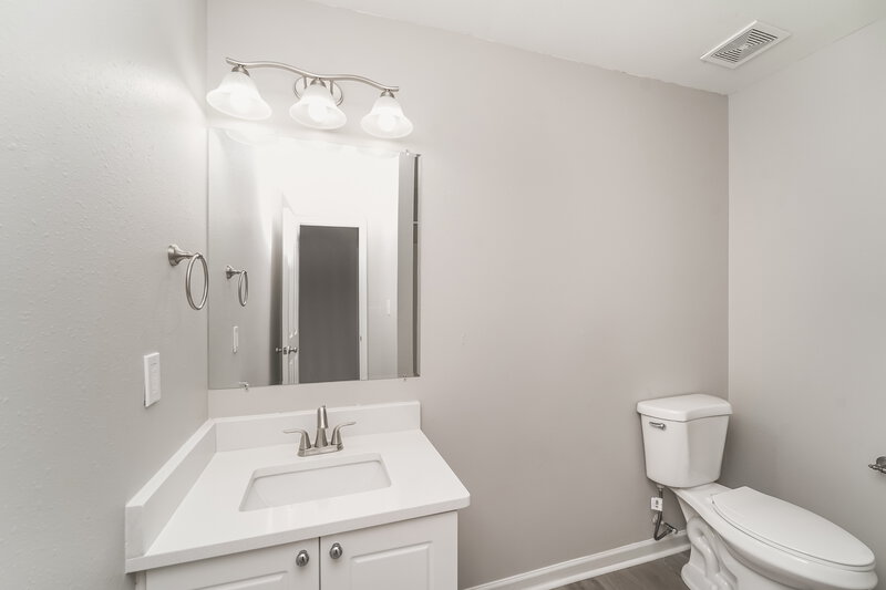 1,805/Mo, 5122 Grays Ridge Dr Charlotte, NC 28269 Bathroom View