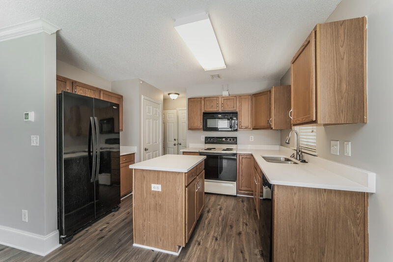 1,665/Mo, 4905 Cedarbrook Ln SW Concord, NC 28027 Kitchen View 2