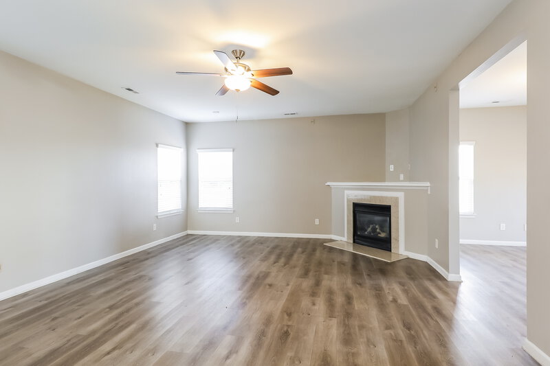 2,135/Mo, 1317 Bray Dr Charlotte, NC 28214 Family Room View