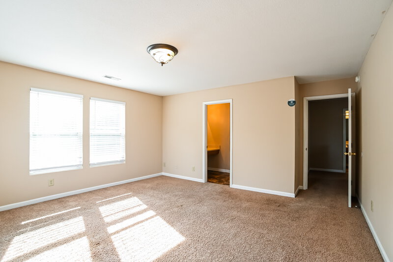 1,975/Mo, 14235 Hartwell Farm Dr Charlotte, NC 28278 Main Bedroom View 2