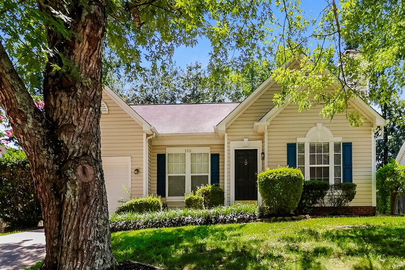 2,720/Mo, 5316 Chinemist Ct Charlotte, NC 28269 External View