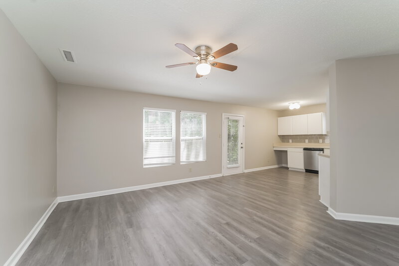 1,785/Mo, 7054 Sycamore Grove Ct Charlotte, NC 28227 Living Room View