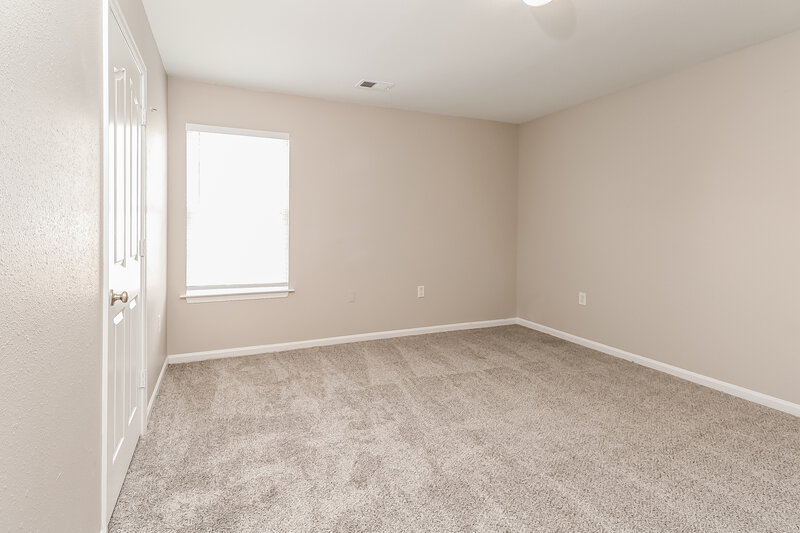 1,870/Mo, 5015 Patricia Ann Ln Charlotte, NC 28269 Bedroom View 2