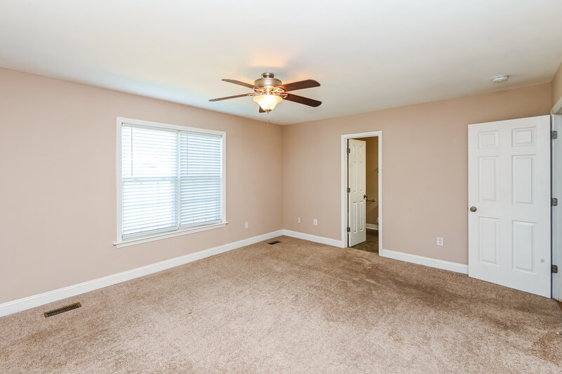 2,630/Mo, 1204 Piney Church Rd Concord, NC 28025 Main Bedroom View