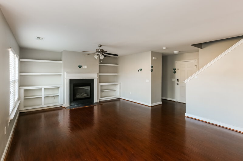 2,770/Mo, 4411 Kiddle Ln Monroe, NC 28110 Living Room View 2