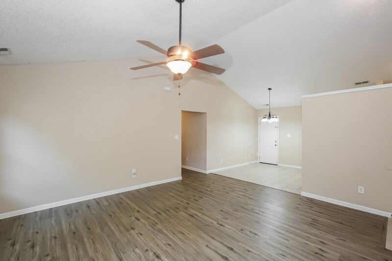 1,960/Mo, 1001 Salmon River Dr Monroe, NC 28110 Living Room View 2