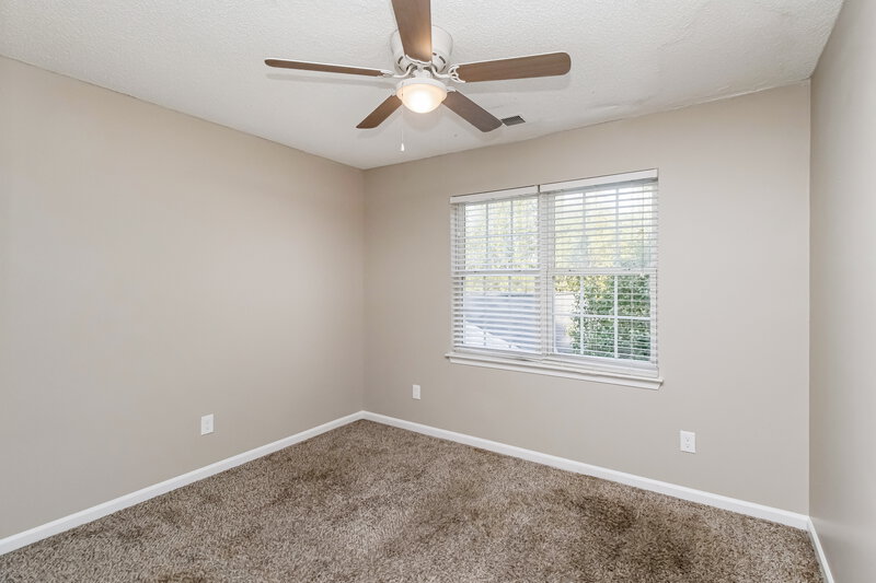 1,845/Mo, 10535 Green Hedge Ave Charlotte, NC 28269 Bedroom View 2